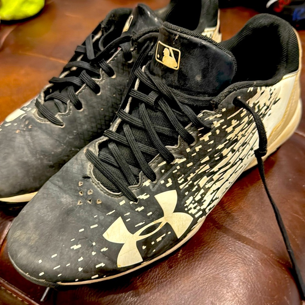Under Armour baseball cleats